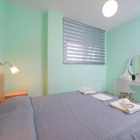 Sirenas Maisonnettes By The Groundfloor And Semi Basement Chrysi Ammoudia