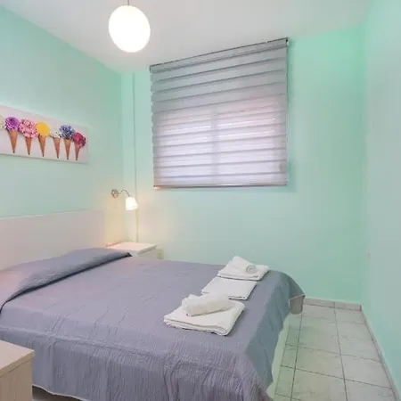 Sirenas Maisonnettes By The Groundfloor And Semi Basement Apartamento Chrysi Ammoudia